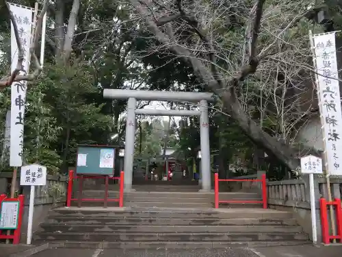 赤堤六所神社の鳥居