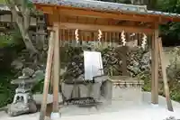 平岡八幡宮の手水舎