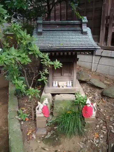 馬橋稲荷神社の末社・摂社