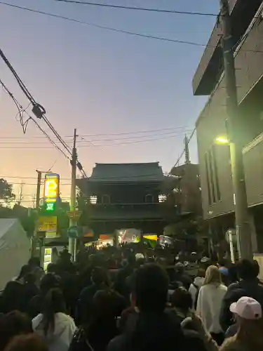 川崎大師（平間寺）の{uncategorized: "未分類", other: "その他", undefined: "問題あり", building: "その他建物", grave: "お墓", sacred_gate: "鳥居", guardian: "狛犬", statue: "像", buddha: "仏像", history: "歴史", nature: "自然", garden: "庭園", animal: "動物", pagoda: "塔", temizu: "手水舎", mountain_gate: "山門・神門", sanctuary: "本殿・本堂", subordinate: "末社・摂社", art: "芸術", scenery: "景色", jizo: "地蔵", ema: "絵馬", goshuin: "御朱印", omikuji: "おみくじ", items: "授与品その他", amulet: "お守り", goshuincho: "御朱印帳", eats: "食事", festival: "お祭り", votive_dance: "神楽", shichigosan: "七五三参", wedding: "結婚式", experience: "体験その他", initially: "初詣", around: "周辺", anti_infection: "感染症対策"}