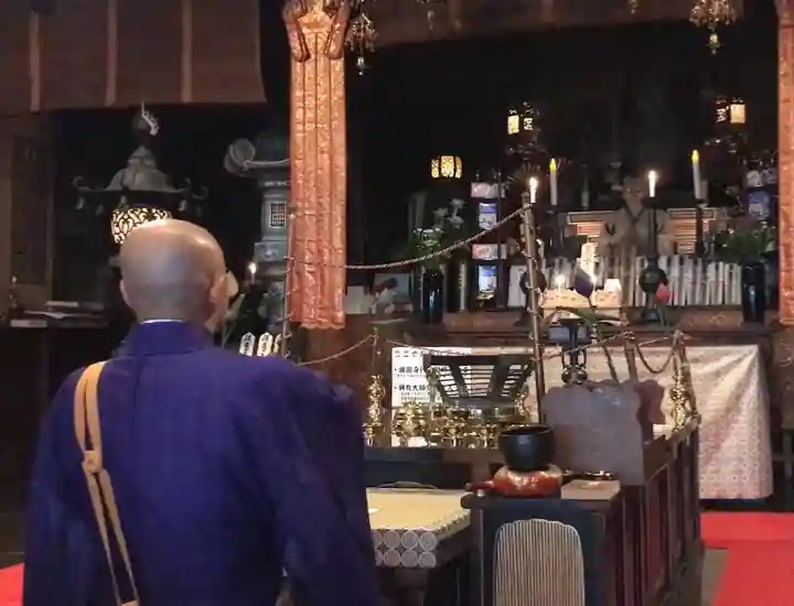 大本山誕生院 の本殿・本堂