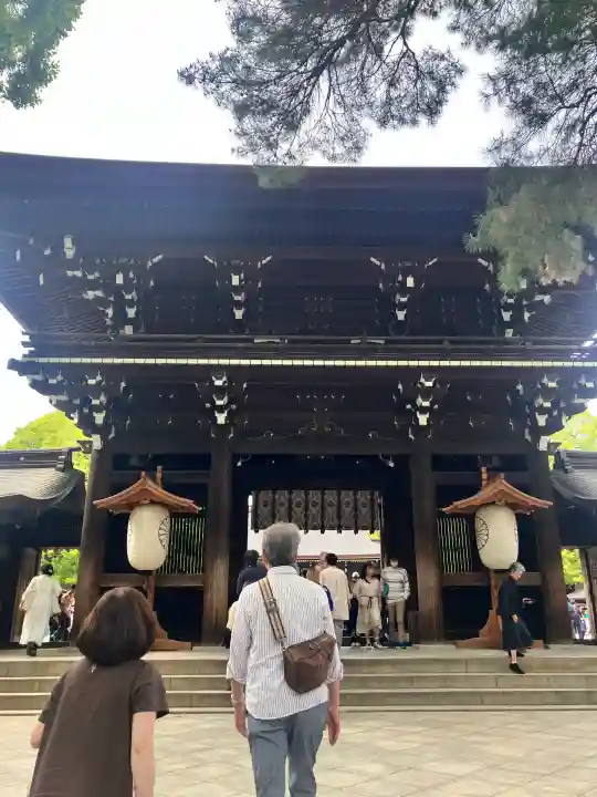 明治神宮の{uncategorized: "未分類", other: "その他", undefined: "問題あり", building: "その他建物", grave: "お墓", sacred_gate: "鳥居", guardian: "狛犬", statue: "像", buddha: "仏像", history: "歴史", nature: "自然", garden: "庭園", animal: "動物", pagoda: "塔", temizu: "手水舎", mountain_gate: "山門・神門", sanctuary: "本殿・本堂", subordinate: "末社・摂社", art: "芸術", scenery: "景色", jizo: "地蔵", ema: "絵馬", goshuin: "御朱印", omikuji: "おみくじ", items: "授与品その他", amulet: "お守り", goshuincho: "御朱印帳", eats: "食事", festival: "お祭り", votive_dance: "神楽", shichigosan: "七五三参", wedding: "結婚式", experience: "体験その他", initially: "初詣", around: "周辺", anti_infection: "感染症対策"}