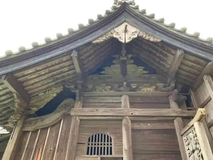 八幡神社の本殿・本堂
