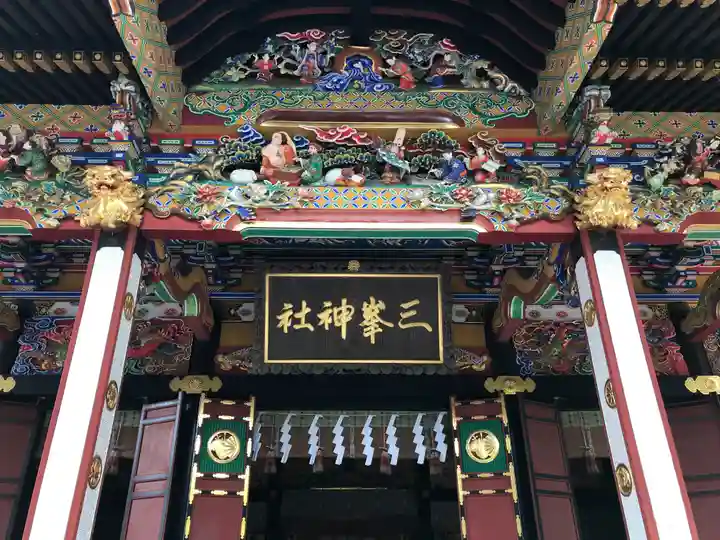 三峯神社の本殿・本堂