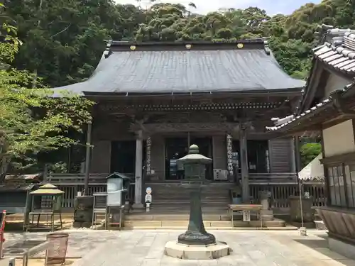 薬王寺の本殿・本堂