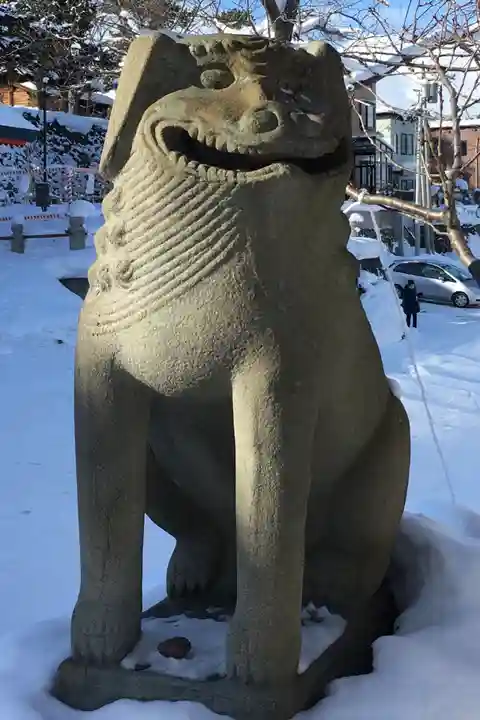 住吉神社の狛犬