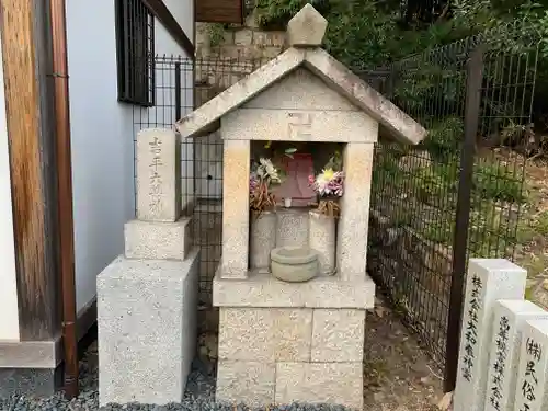 北野青龍神社／三森稲荷神社の地蔵