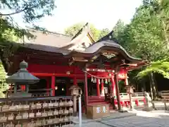 六所神社の本殿