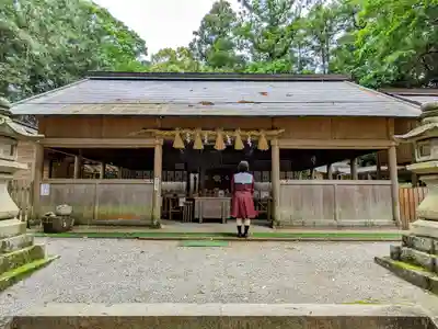 佐那神社の本殿・本堂