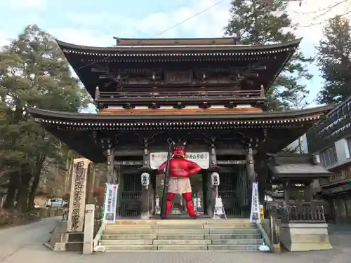 華厳寺の山門