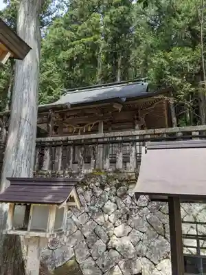 高賀神社の本殿・本堂