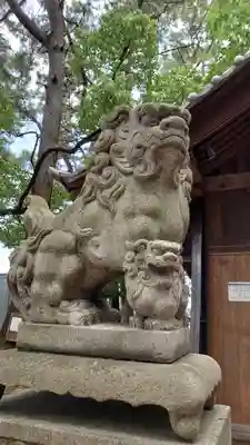 熱田社(宝神町会所裏)の狛犬
