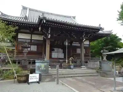 妙蓮寺の本殿・本堂