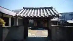 薬師寺の山門