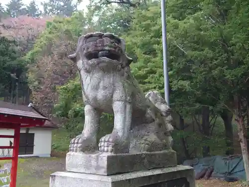 新得神社の狛犬