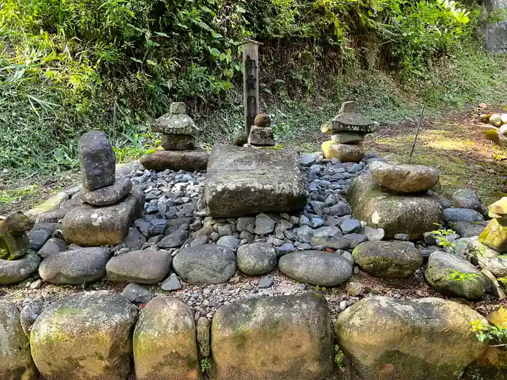 阿多由太神社(岐阜県)