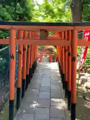 花園稲荷神社の鳥居