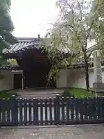 金藏院の山門・神門