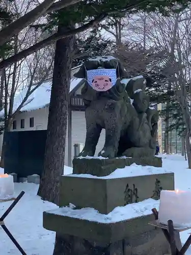 北広島市総鎮守　廣島神社の狛犬