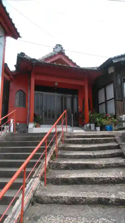 法華寺の本殿・本堂