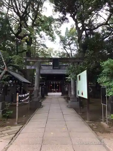 赤坂氷川神社の鳥居