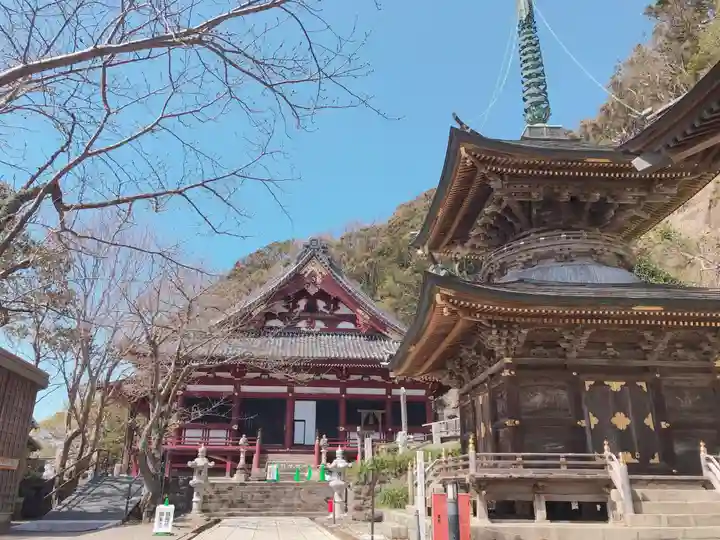 那古寺の本殿・本堂