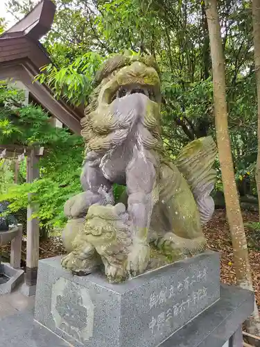 本渡諏訪神社の狛犬