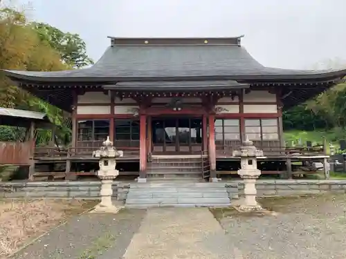 泰行寺の本殿・本堂