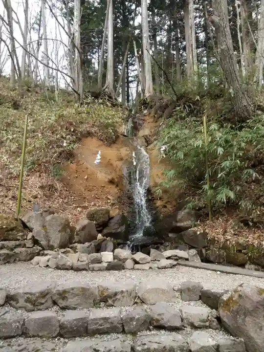 戸隠神社中社の周辺