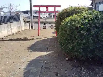 川島稲荷神社                (群馬県)