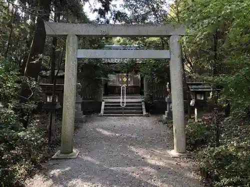 意非多神社の狛犬