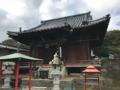天皇寺の本殿・本堂