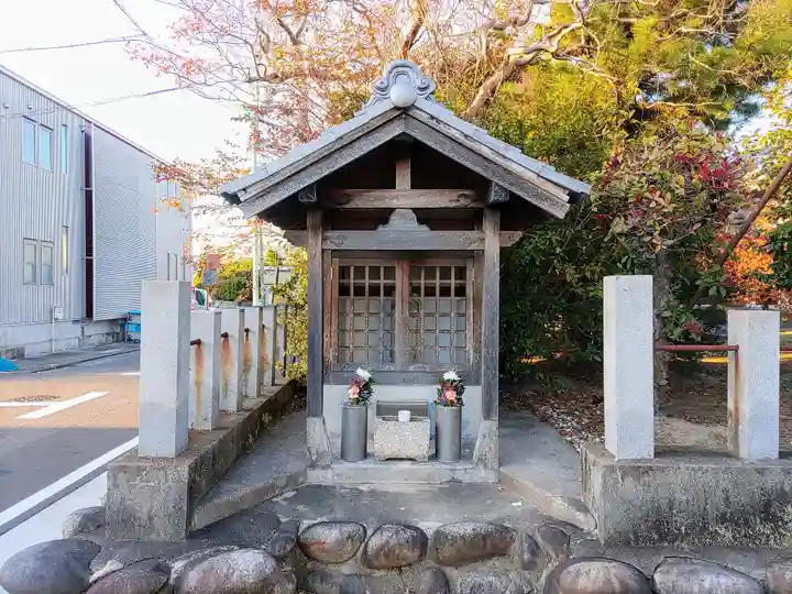 秋葉神社の末社・摂社