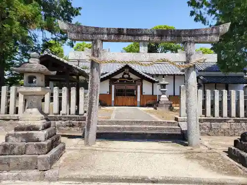 春日若宮神社の鳥居