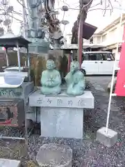 新護寺の像