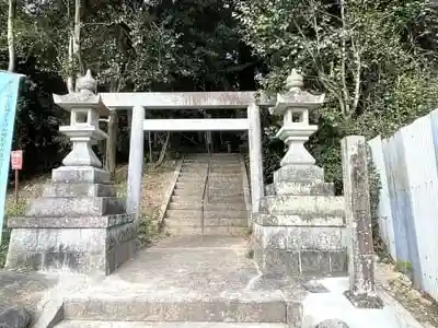 殿岡神社の鳥居