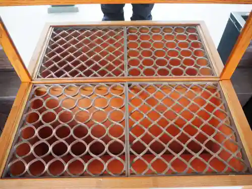 石上布都魂神社(岡山県)