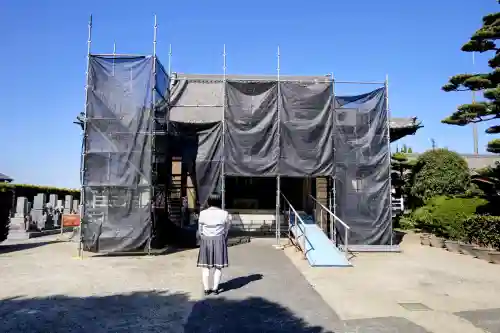 徳行寺の本殿・本堂