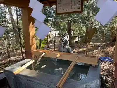 新屋山神社(山梨県)