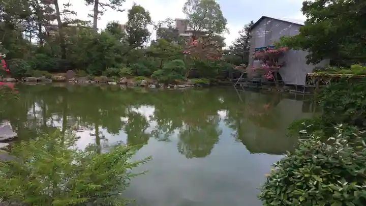 嚴島神社 (京都御苑)の庭園