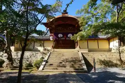 光明寺（粟生光明寺）の山門・神門