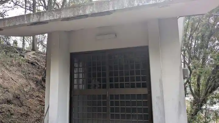 荒神宮の本殿・本堂