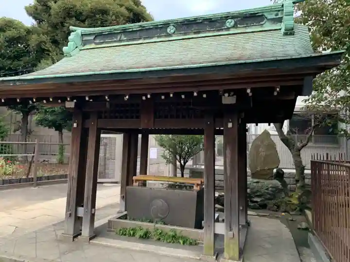 大森貴舩神社の手水舎