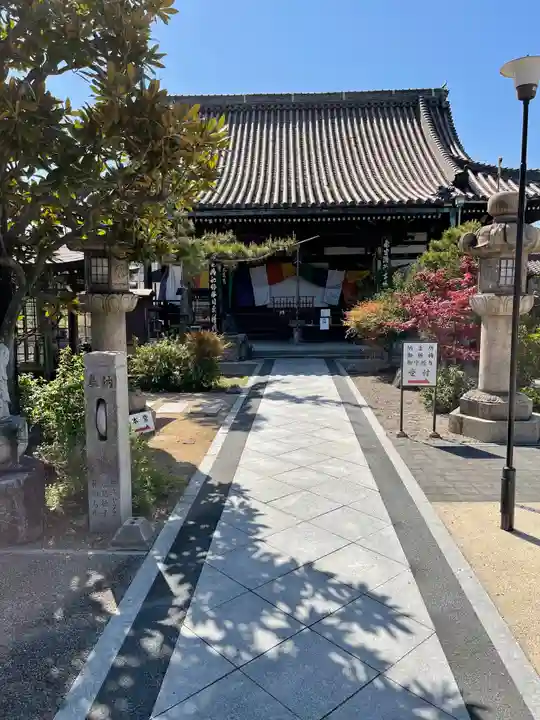 長栄寺の本殿・本堂