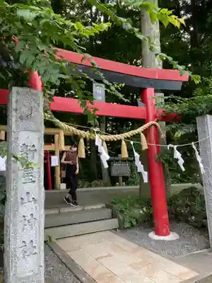 新屋山神社の鳥居