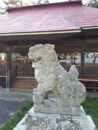 止々井神社の狛犬