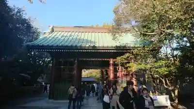 高徳院の山門・神門