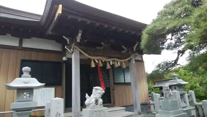 長沼白山神社の本殿・本堂