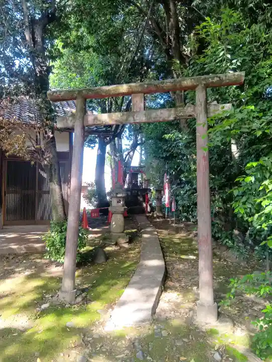日枝神社の{uncategorized: "未分類", other: "その他", undefined: "問題あり", building: "その他建物", grave: "お墓", sacred_gate: "鳥居", guardian: "狛犬", statue: "像", buddha: "仏像", history: "歴史", nature: "自然", garden: "庭園", animal: "動物", pagoda: "塔", temizu: "手水舎", mountain_gate: "山門・神門", sanctuary: "本殿・本堂", subordinate: "末社・摂社", art: "芸術", scenery: "景色", jizo: "地蔵", ema: "絵馬", goshuin: "御朱印", omikuji: "おみくじ", items: "授与品その他", amulet: "お守り", goshuincho: "御朱印帳", eats: "食事", festival: "お祭り", votive_dance: "神楽", shichigosan: "七五三参", wedding: "結婚式", experience: "体験その他", initially: "初詣", around: "周辺", anti_infection: "感染症対策"}