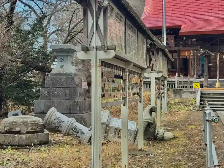 長者山新羅神社の{uncategorized: "未分類", other: "その他", undefined: "問題あり", building: "その他建物", grave: "お墓", sacred_gate: "鳥居", guardian: "狛犬", statue: "像", buddha: "仏像", history: "歴史", nature: "自然", garden: "庭園", animal: "動物", pagoda: "塔", temizu: "手水舎", mountain_gate: "山門・神門", sanctuary: "本殿・本堂", subordinate: "末社・摂社", art: "芸術", scenery: "景色", jizo: "地蔵", ema: "絵馬", goshuin: "御朱印", omikuji: "おみくじ", items: "授与品その他", amulet: "お守り", goshuincho: "御朱印帳", eats: "食事", festival: "お祭り", votive_dance: "神楽", shichigosan: "七五三参", wedding: "結婚式", experience: "体験その他", initially: "初詣", around: "周辺", anti_infection: "感染症対策"}